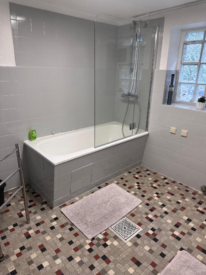 Souterrain Appartement Im Geteviertel Бремен Екстериор снимка